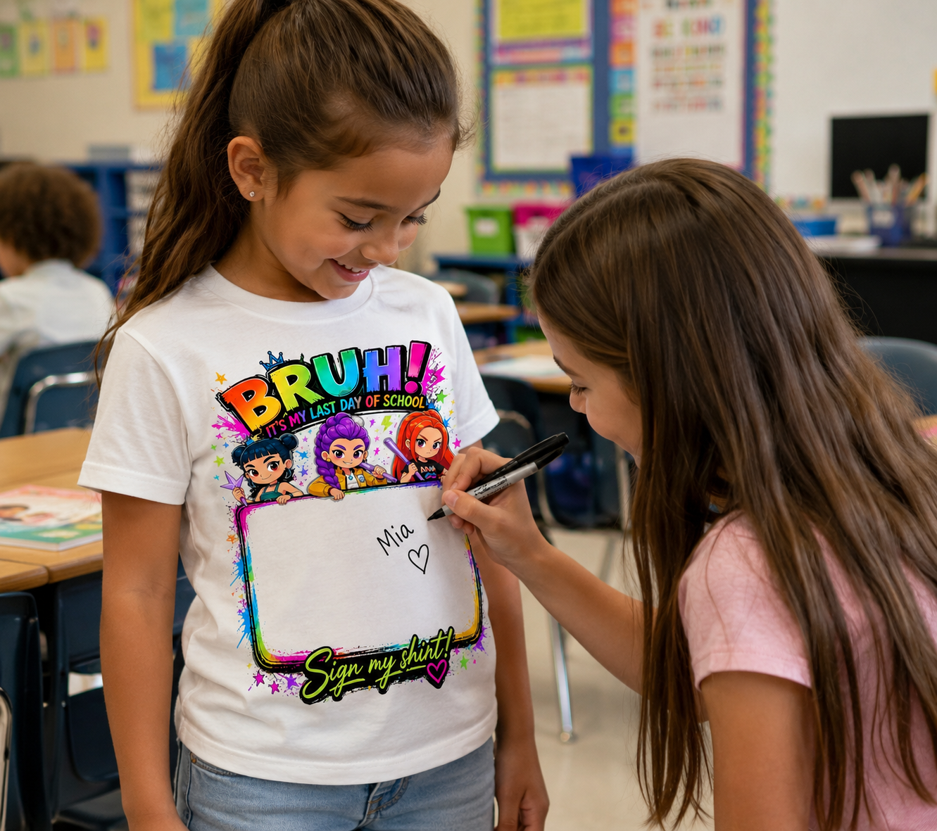 Last Day of School Autograph Shirt 2025β2026 | Kids Sign My Shirt Tee | End of School Memory Shirt | Graduation Shirt for Boys & Girls